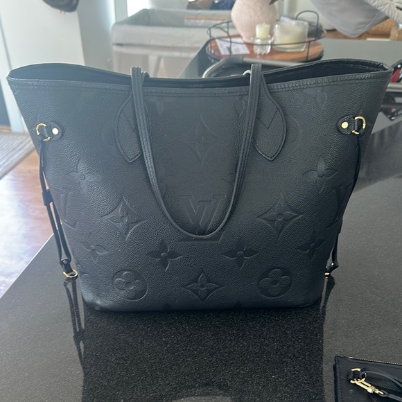 Louis Vuitton Neverfull MM Tote Bag with Pouch - Picture 3 of 6